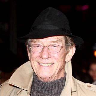 John Hurt in World Premiere of 'Harry Potter and the Deathly Hallows: Part I' - Arrivals