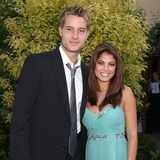 Justin Hartley in The 2009 Saturn Awards - hartley-korman-2009-saturn-awards-01