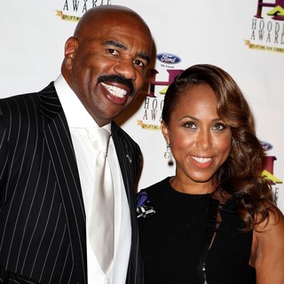 Steve Harvey, Marjorie Bridges in 9th Annual Ford Hoodie Awards