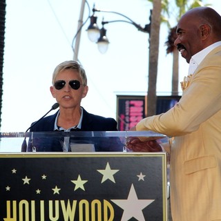 Ellen DeGeneres in Steve Harvey Is Honoured with A Star on The Hollywood Walk of Fame - harvey-degeneres-steve-harvey-walk-of-fame-02