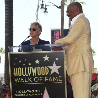Ellen DeGeneres in Steve Harvey Is Honoured with A Star on The Hollywood Walk of Fame - harvey-degeneres-steve-harvey-walk-of-fame-03