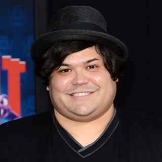 Harvey Guillen in The Los Angeles Premiere of Wreck-It Ralph - Arrivals