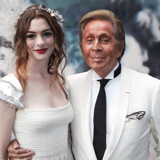 Anne Hathaway, Valentino Garavani in The White Fairy Tale Love Ball - Arrivals