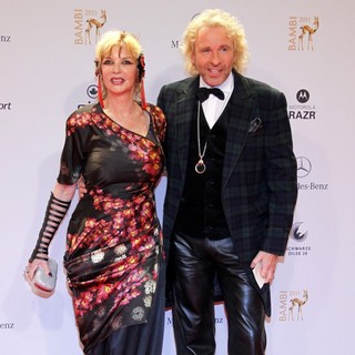 Thea Hauer, Thomas Gottschalk in Bambi 2011 Awards - Red Carpet Arrivals