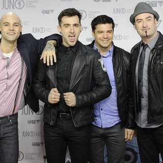 Hedley in 2012 JUNO Awards - Arrivals - hedley-2012-juno-awards-01
