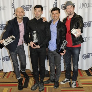 Hedley in 2012 JUNO Awards - Press Room - hedley-2012-juno-awards-press-room-02