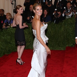 Heidi Klum in PUNK: Chaos to Couture Costume Institute Gala - heidi-klum-chaos-to-couture-costume-institute-gala-07