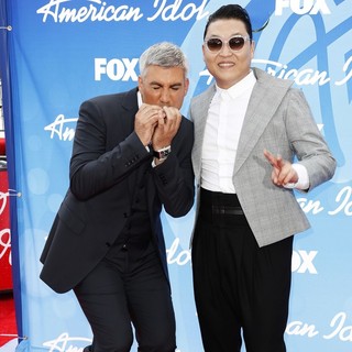 Taylor Hicks, PSY in American Idol Finale Results Show Live - Arrivals