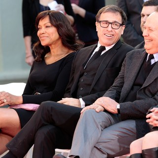 Grace Hightower, David O. Russell, Billy Crystal in Robert De Niro Places His Hand and Foot Prints in Cement During The Footprint Ceremony