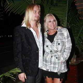 Charlie Hill, Linda Hogan in Linda Hogan and Charlie Hill Leaving Madeo Restaurant After Having Dinner