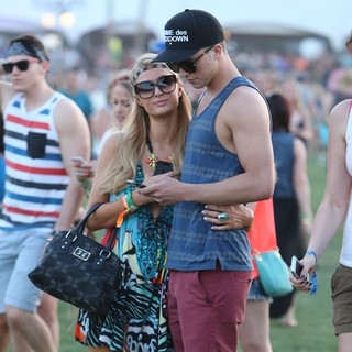Paris Hilton, River Viiperi in The 2013 Coachella Valley Music and Arts Festival - Week 1 Day 1