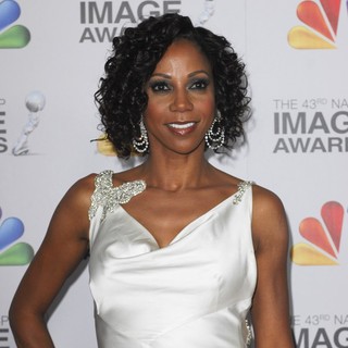 Holly Robinson Peete in The 43rd Annual NAACP Awards - Arrivals