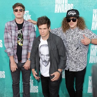 Anders Holm, Adam DeVine, Blake Anderson in 2012 MTV Movie Awards - Arrivals