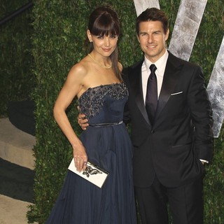 Katie Holmes, Tom Cruise in 2012 Vanity Fair Oscar Party - Arrivals