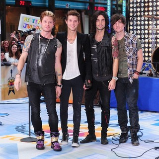 Hot Chelle Rae in Hot Chelle Rae Perform at The Toyota Concert Series on The Today Show