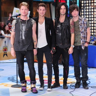 Hot Chelle Rae in Hot Chelle Rae Perform at The Toyota Concert Series on The Today Show