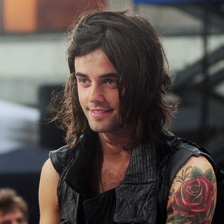 Ian Keaggy, Hot Chelle Rae in Hot Chelle Rae Perform at The Toyota Concert Series on The Today Show