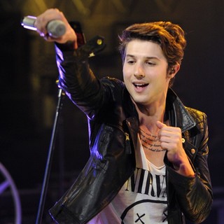 Ryan Follese, Hot Chelle Rae in Hot Chelle Rae Performs Live on New.Music.Live to Promote Their Upcoming Album Whatever