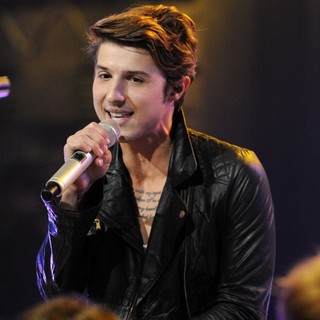 Ryan Follese, Hot Chelle Rae in Hot Chelle Rae Performs Live on New.Music.Live to Promote Their Upcoming Album Whatever