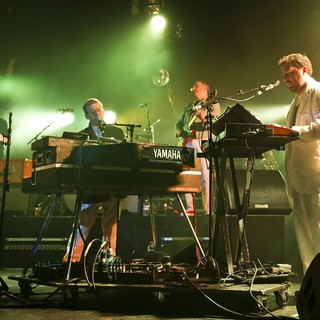 Hot Chip Performing Live - hot-chip-performing-live-04