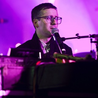 Hot Chip Performing Live - hot-chip-performing-live-06