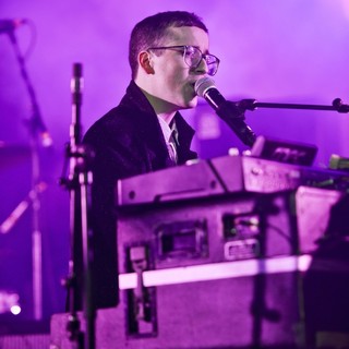 Hot Chip Performing Live - hot-chip-performing-live-09
