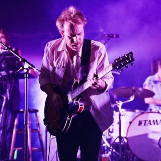Hot Chip Performing Live - hot-chip-performing-live-10