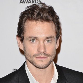 Hugh Dancy in Gotham Awards 2011 - Arrivals - hugh-dancy-gotham-awards-2011-01