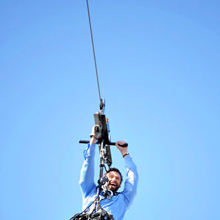 Hugh Jackman in Hugh Jackman Performs A Stunt on The Oprah Winfrey Show