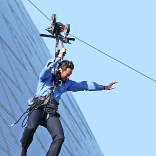 Hugh Jackman in Hugh Jackman Performs A Stunt on The Oprah Winfrey Show