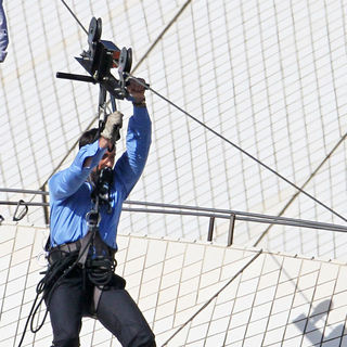 Hugh Jackman in Hugh Jackman Performs A Stunt on The Oprah Winfrey Show