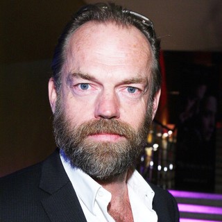 Hugo Weaving in Russian Premiere of The Wolfman - hugo-weaving-russian-premiere-the-wolfman-02