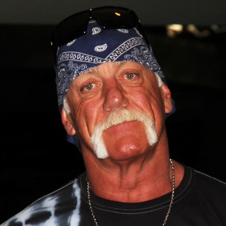 Hulk Hogan in Hulk Hogan Welcomes TNA Impact Wresting to Las Vegas