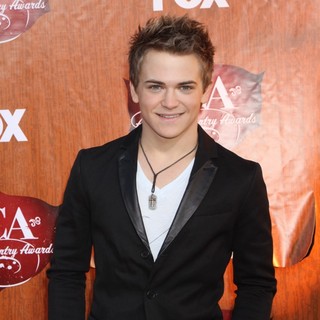 Hunter Hayes in 2011 American Country Awards - Arrivals