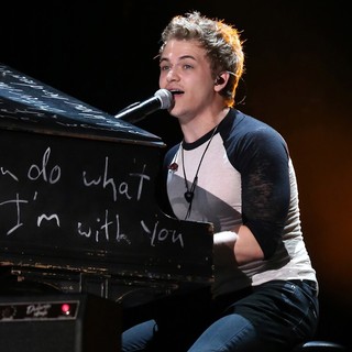 Hunter Hayes in The 2013 CMA Music Festival - Day 2 - hunter-hayes-2013-cma-music-festival-07
