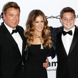 Kevin Huvane, Sarah Jessica Parker in amfAR 3rd Annual Inspiration Gala