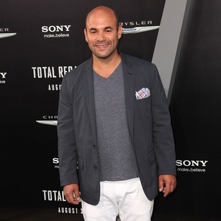 Ian Gomez in Los Angeles Premiere of Total Recall
