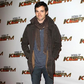 102.7 KIIS FM's Jingle Ball 2011 - Arrivals