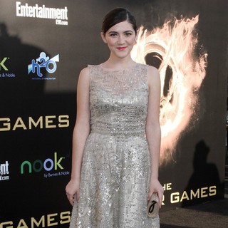 Isabelle Fuhrman in Los Angeles Premiere of The Hunger Games - Arrivals - isabelle-fuhrman-premiere-the-hunger-games-03