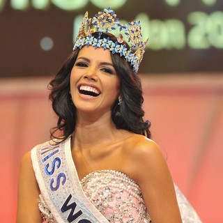 Ivian Sarcos in Miss World 2011