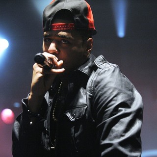 J. Cole in J. Cole Performs Live in Supporting His Upcoming Album Cole World: The Sideline Story