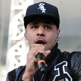J. Cole in 102.7 KIIS FM's Wango Tango 2012 - Show - j-cole-wango-tango-2012-show-06