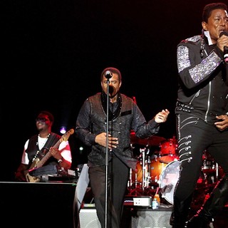 Tito Jackson, Jackie Jackson, Jermaine Jackson, Marlon Jackson in The 34th Annual Seaside Summer Concert