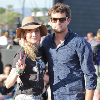 Joshua Jackson in The 2013 Coachella Valley Music and Arts Festival - Week 1 Day 2 - jackson-kruger-2013-coachella-valley-music-and-arts-festival-11