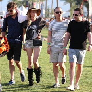 Joshua Jackson in The 2013 Coachella Valley Music and Arts Festival - Week 1 Day 2 - jackson-kruger-2013-coachella-valley-music-and-arts-festival-13