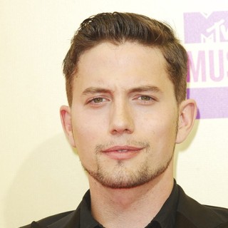 Jackson Rathbone in 2012 MTV Video Music Awards - Arrivals