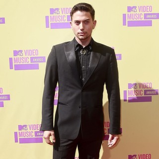 Jackson Rathbone in 2012 MTV Video Music Awards - Arrivals
