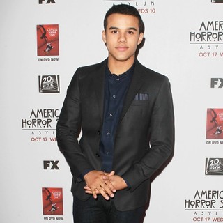 Jacob Artist in Premiere Screening of FX's American Horror Story: Asylum