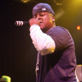 Jadakiss Launches His Album The Last Kiss with A Performance