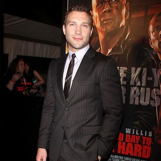 Jai Courtney in A Good Day to Die Hard Fan Celebration - jai-courtney-a-good-day-to-die-hard-fan-celebration-05